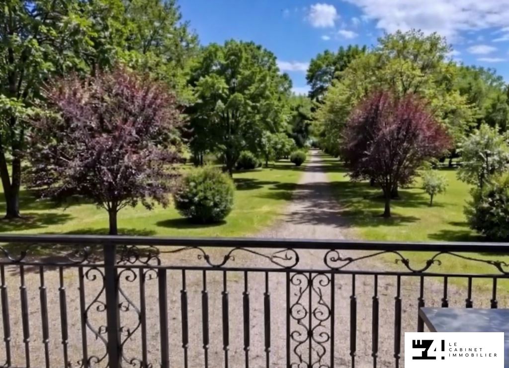 Agence immobilière de LE 4 LE CABINET IMMOBILIER