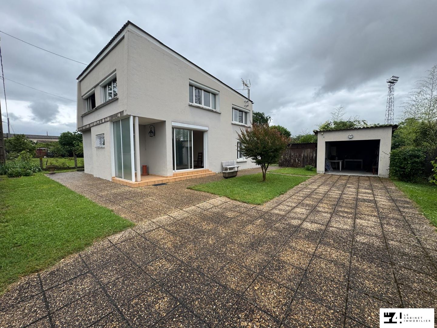 Agence immobilière de LE 4 LE CABINET IMMOBILIER