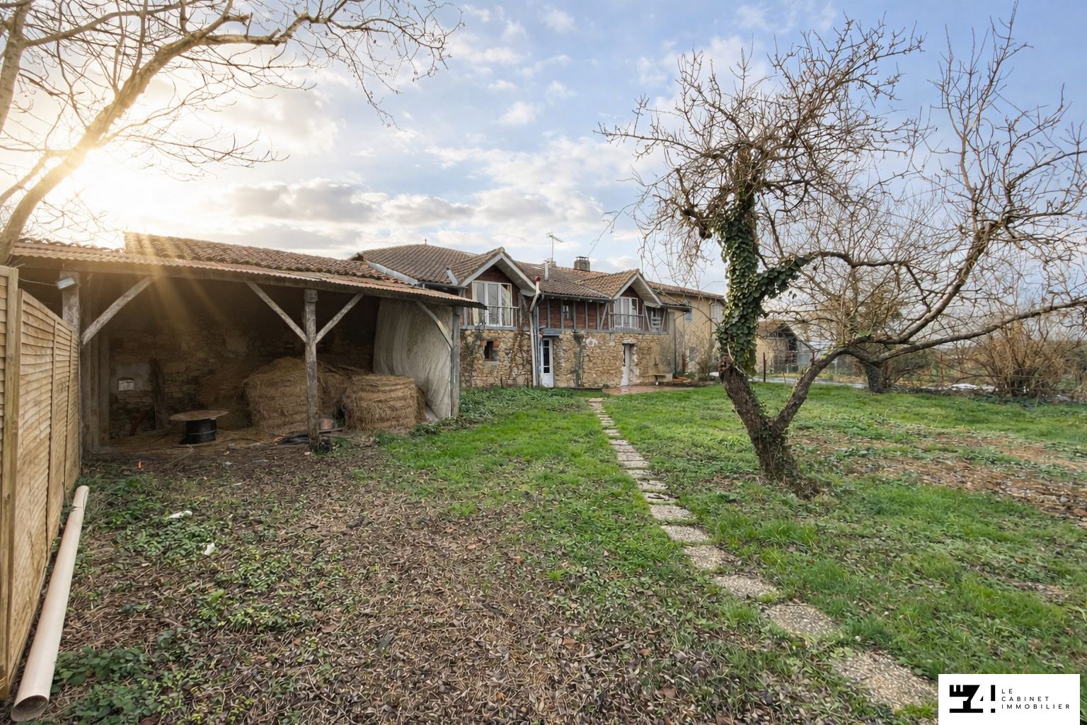 Agence immobilière de LE 4 LE CABINET IMMOBILIER