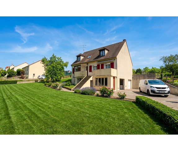 Agence immobilière de IMMOBILIERE DE MEREVILLE
