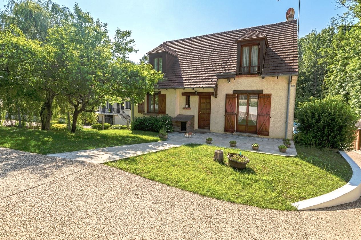 Agence immobilière de IMMOBILIERE DE MEREVILLE