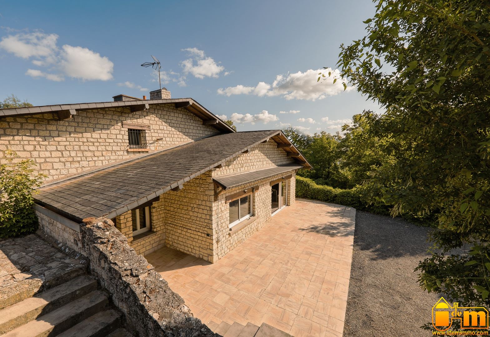 Agence immobilière de IMMOBILIERE DE MEREVILLE